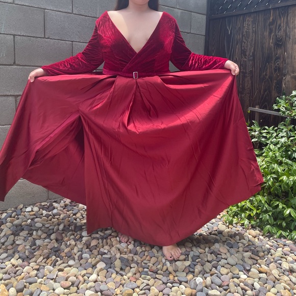 Velvet Satin Dress - Picture 3 of 11